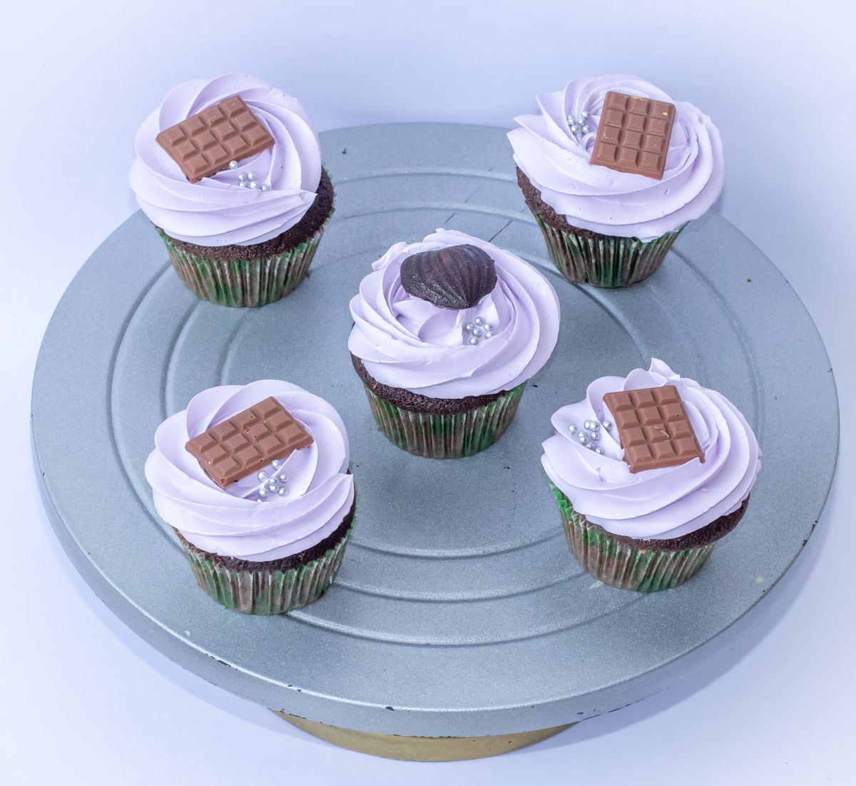 Creamy Delight Cake Creation