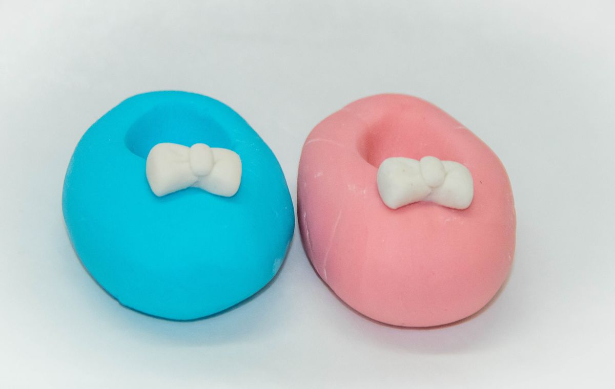 Creamy Delight Cake Creation