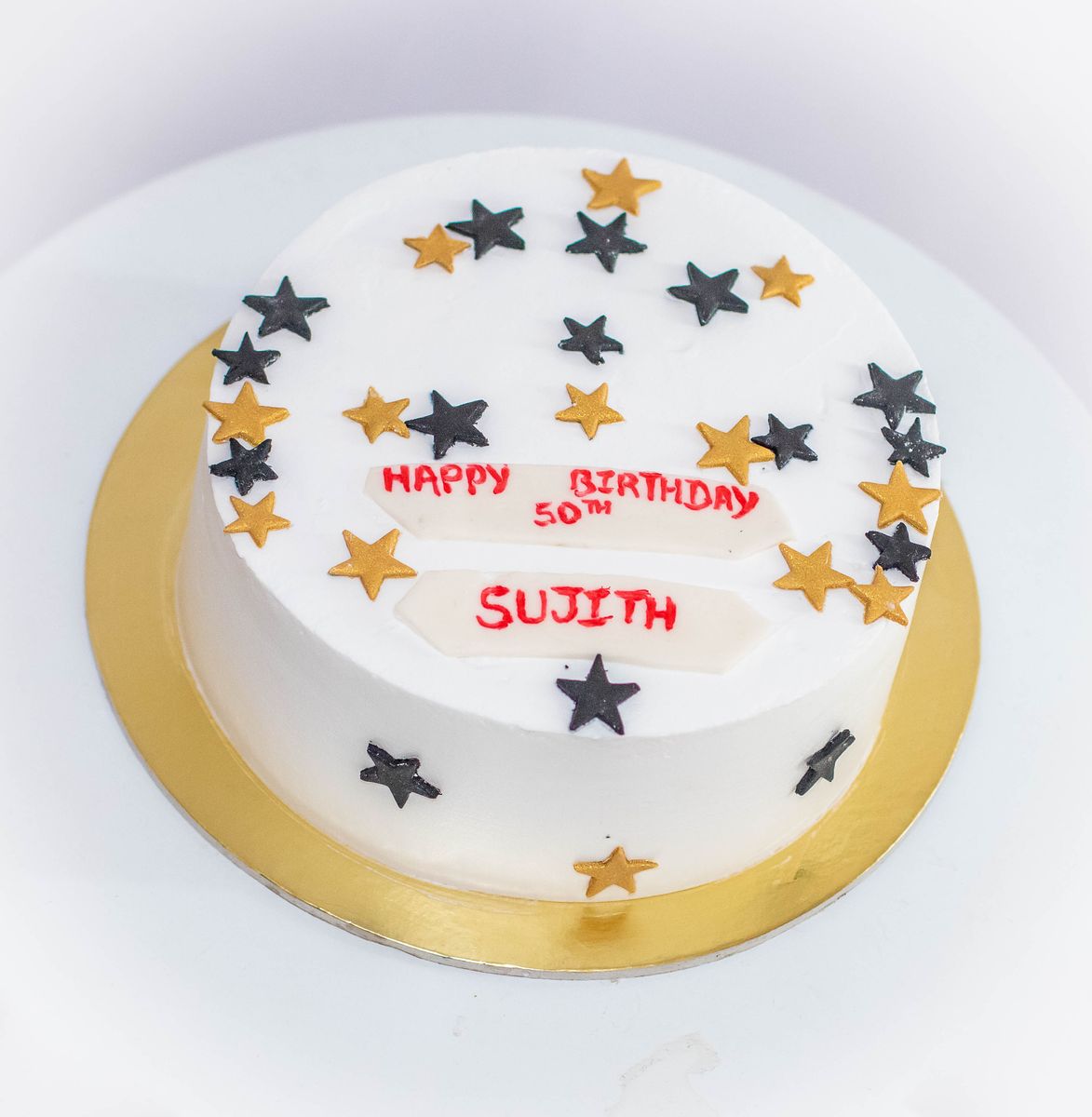 Creamy Delight Cake Creation