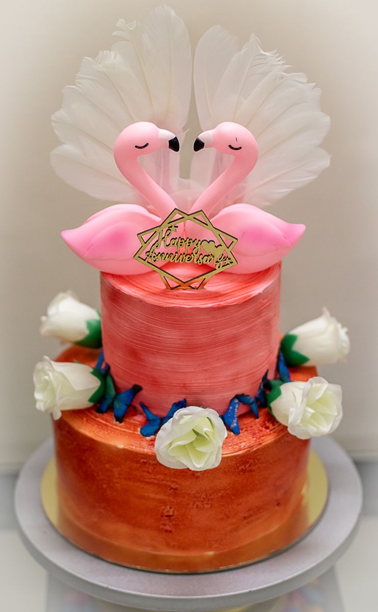 Creamy Delight Cake Creation