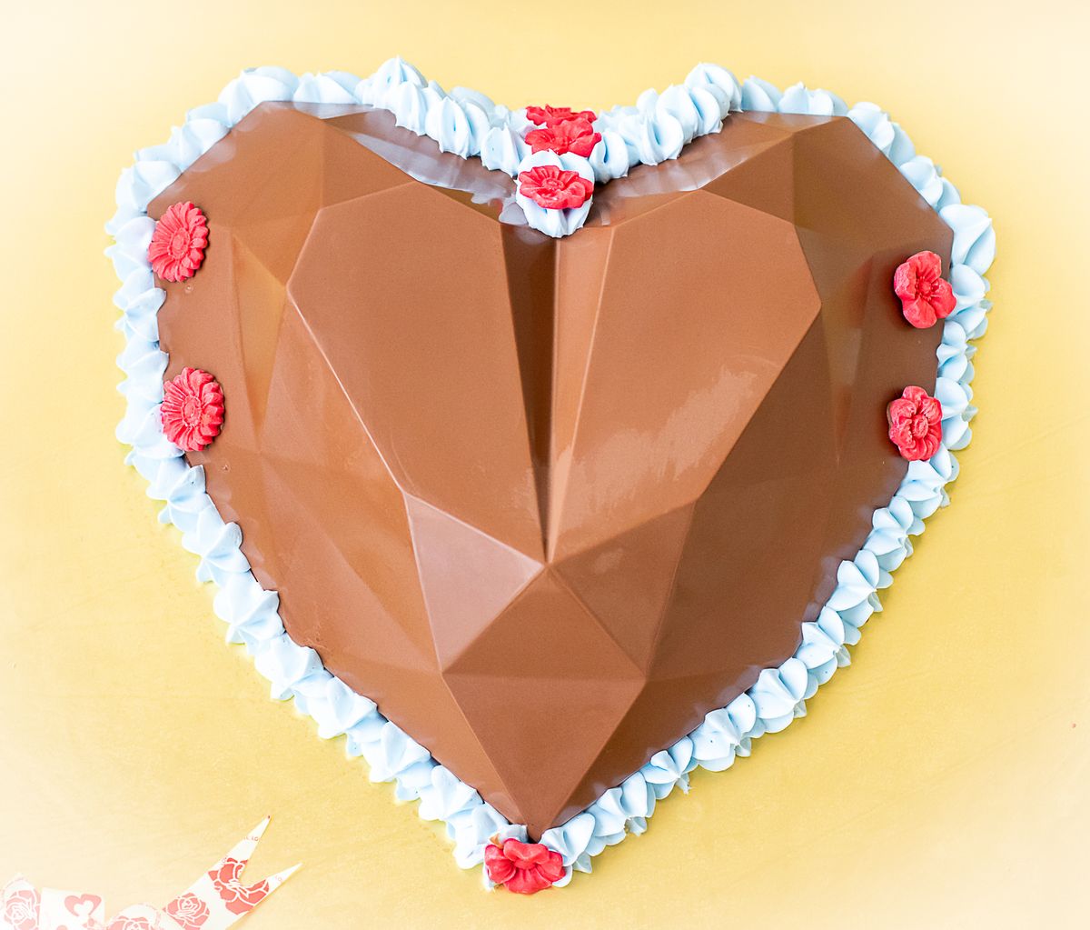 Creamy Delight Cake Creation