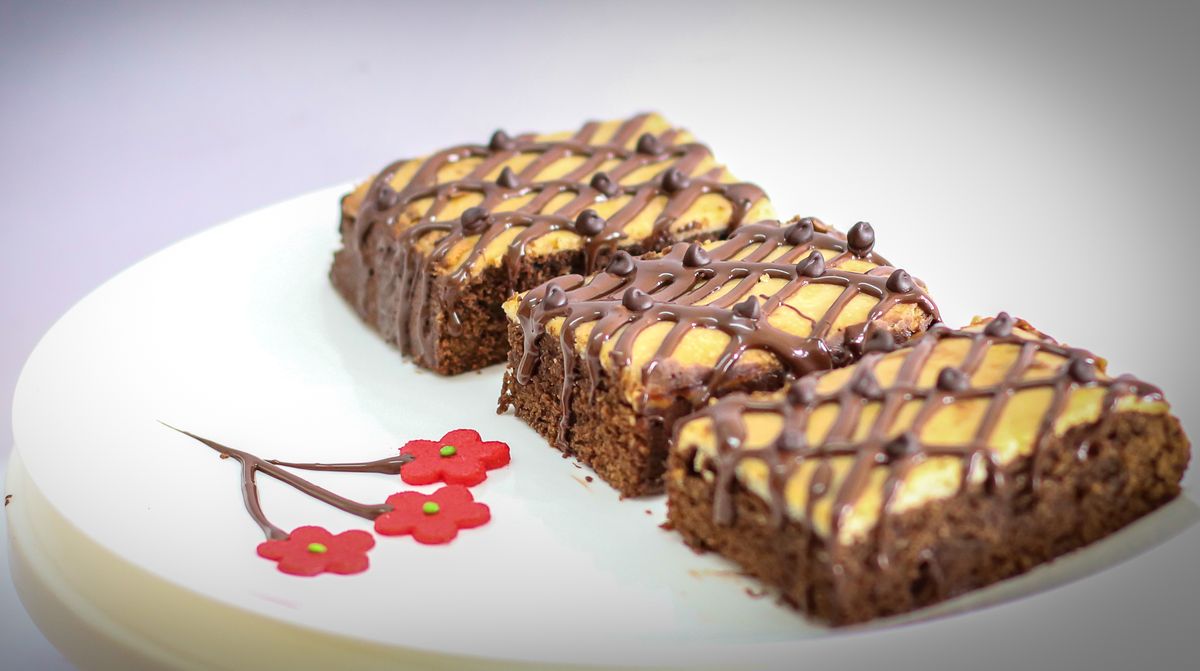 Creamy Delight Cake Creation