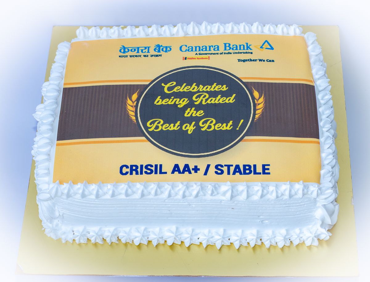 Creamy Delight Cake Creation