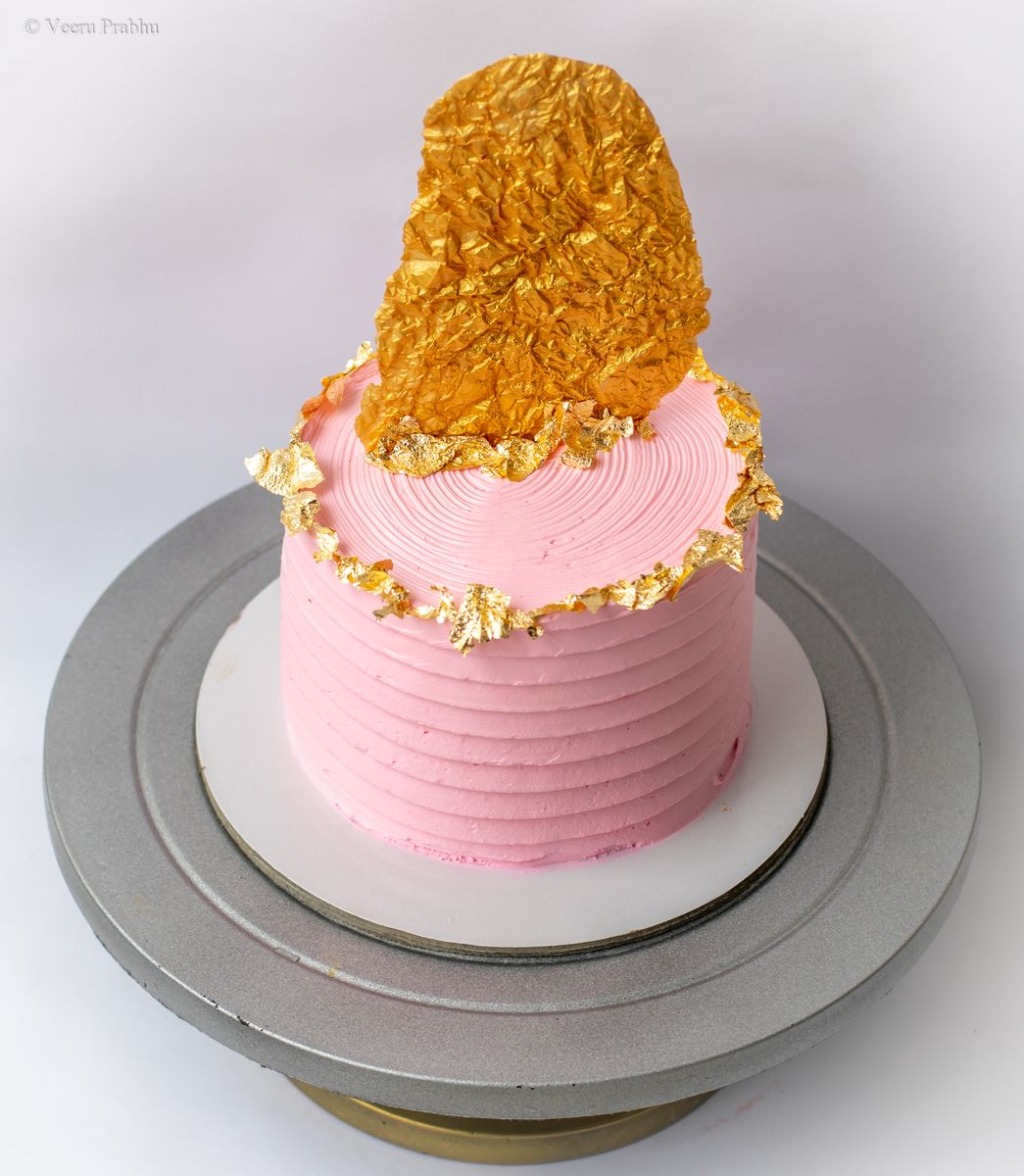 Creamy Delight Cake Creation
