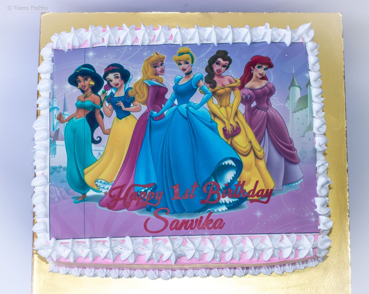 Creamy Delight Cake Creation