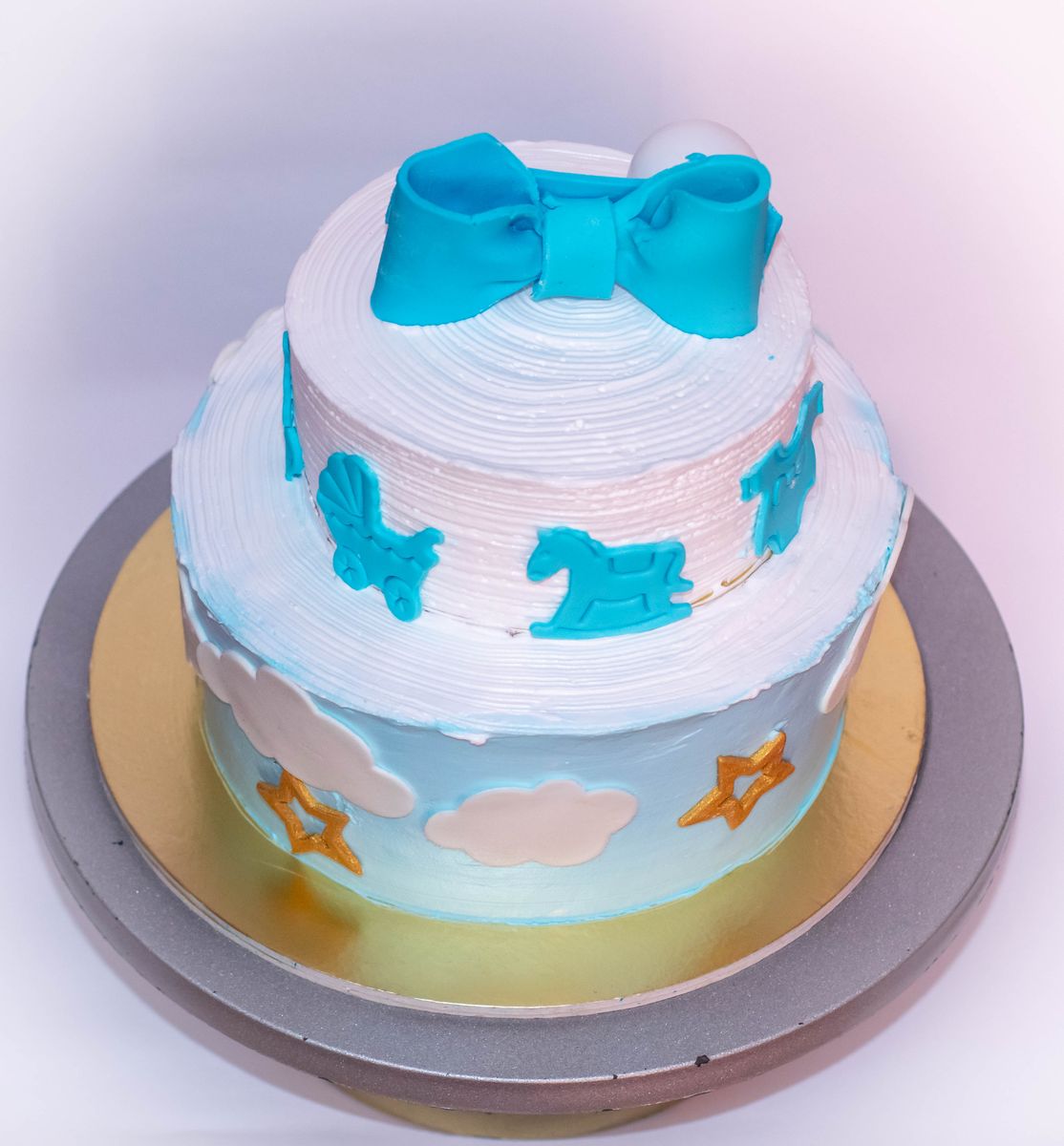 Creamy Delight Cake Creation