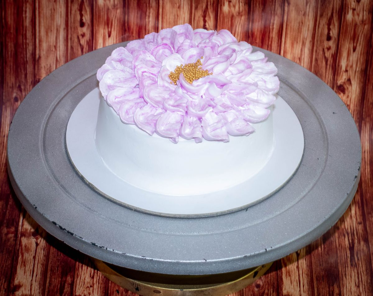 Creamy Delight Cake Creation