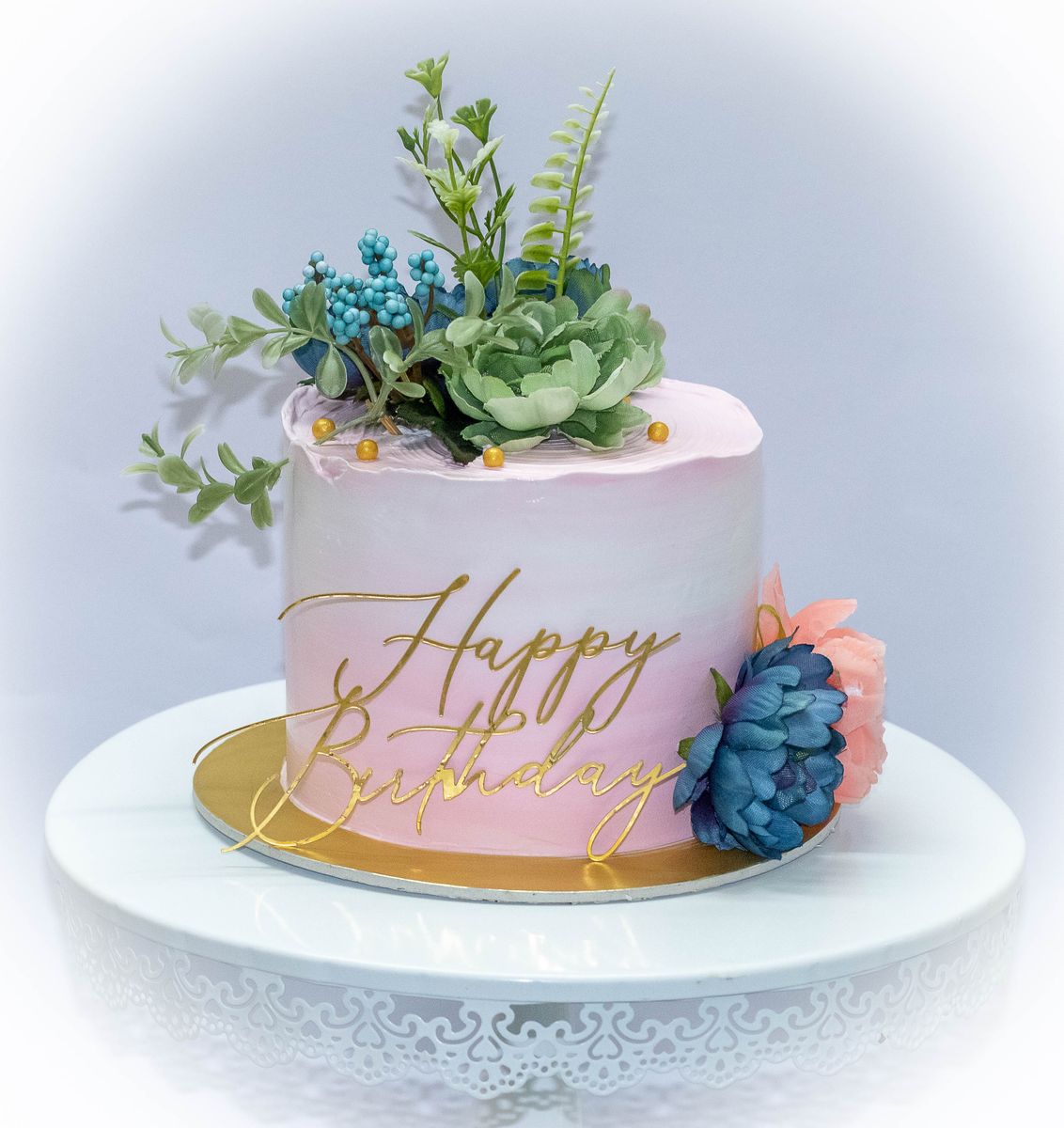 Creamy Delight Cake Creation