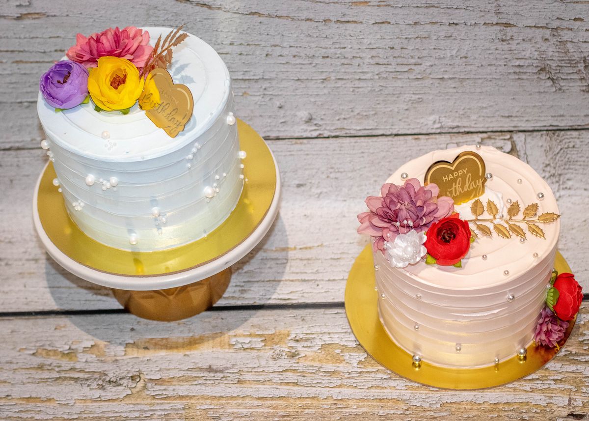 Creamy Delight Cake Creation