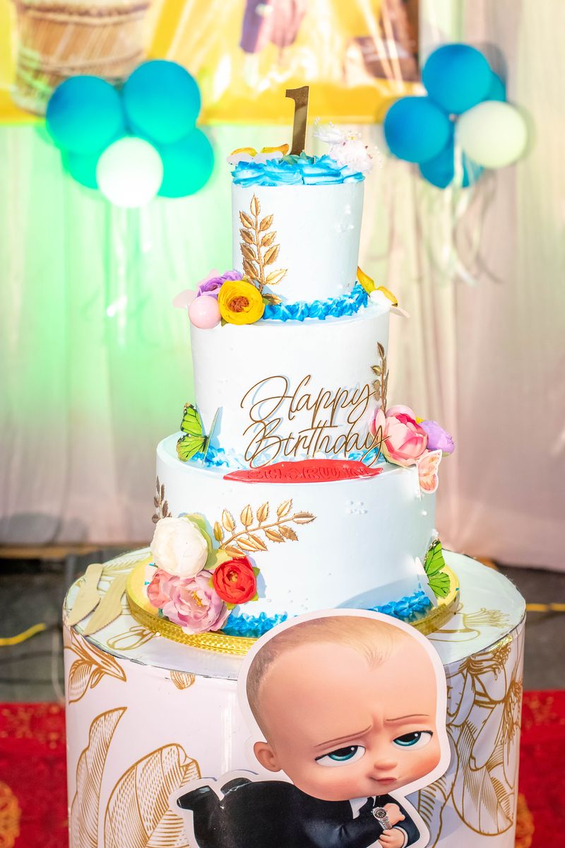 Creamy Delight Cake Creation