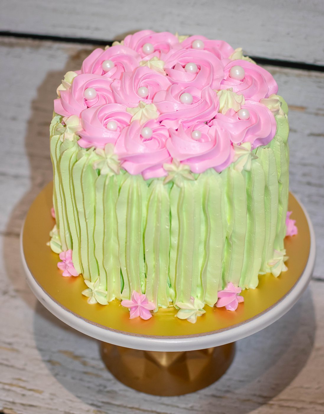 Pink Rose Bouquet Cake