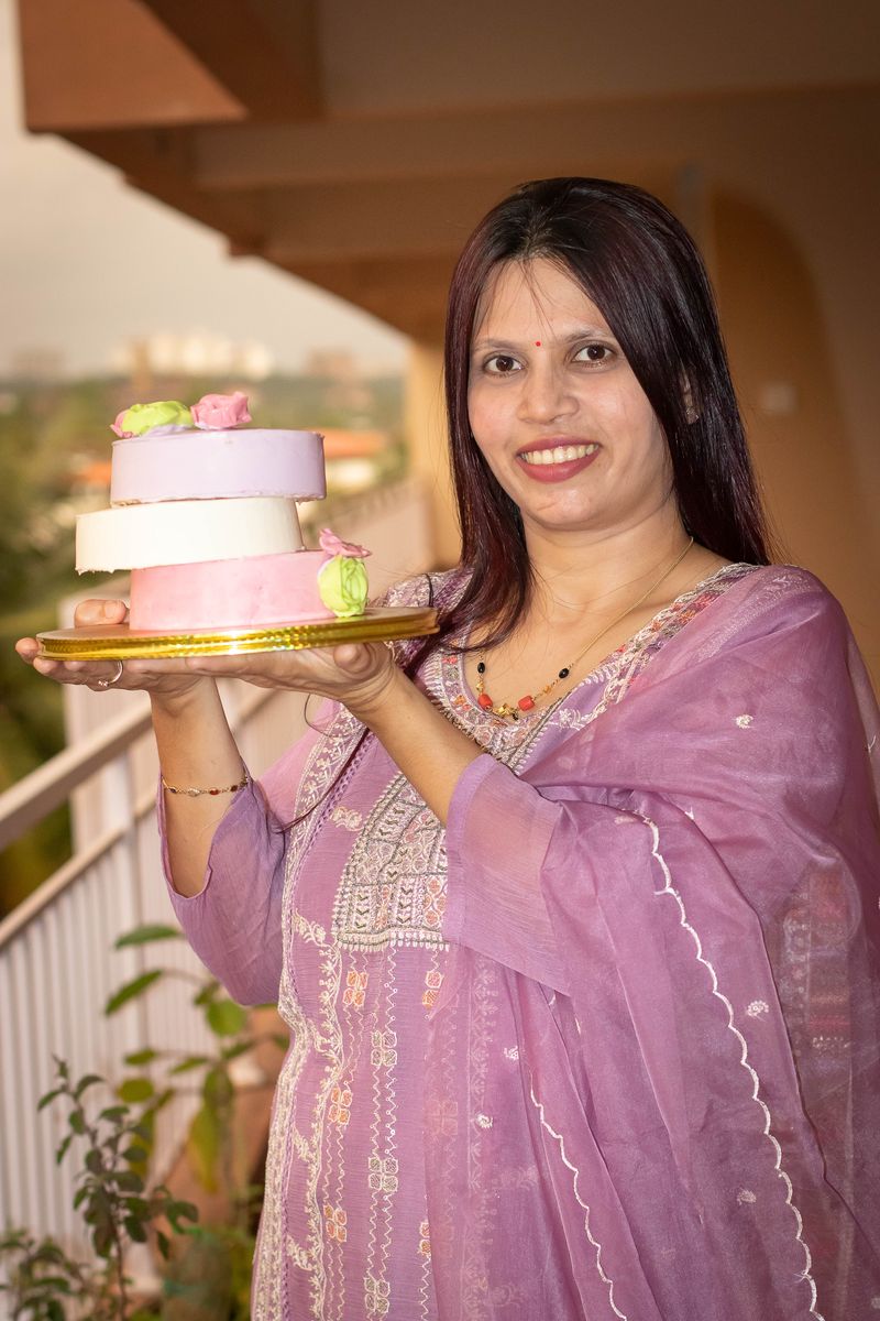 Creamy Delight Cake Creation