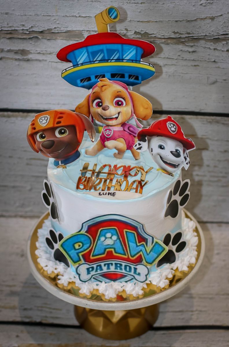 Creamy Delight Cake Creation